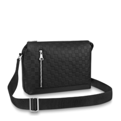 Louis Vuitton DISCOVERY MESSENGER PM
