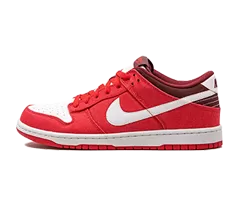 Nike Hyper Red