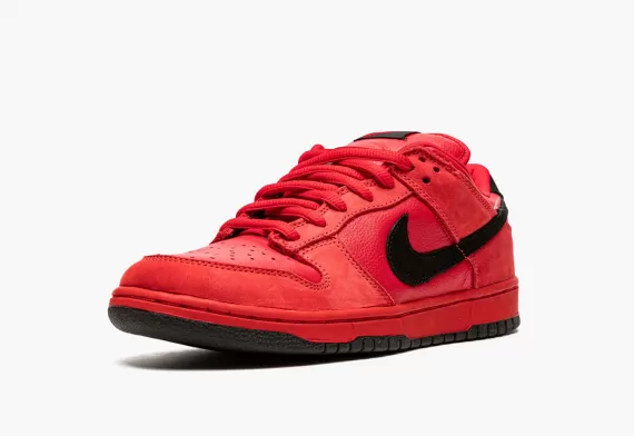 Nike Dunk Low Pro SB - True Red