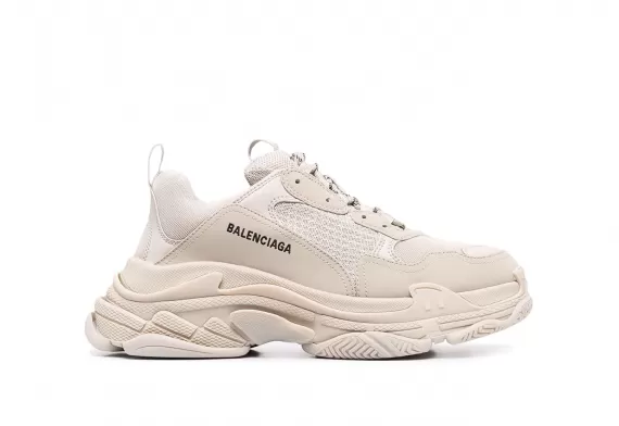 Balenciaga Triple S - Beige