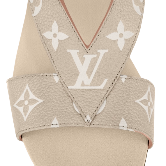 Louis Vuitton Croisiere Flat Mule Beige
