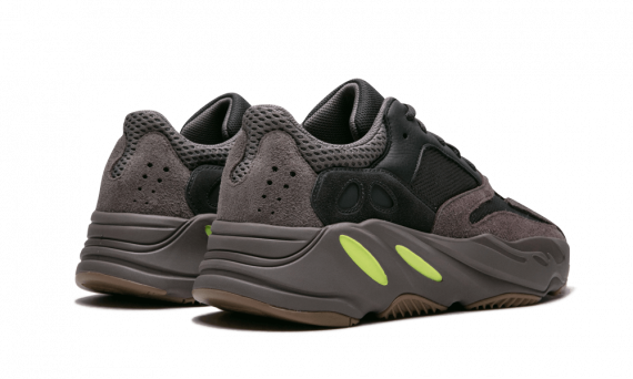yeezy 700 mauve pre order