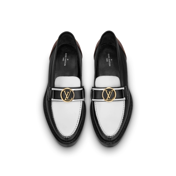 Louis Vuitton Academy Flat Loafer