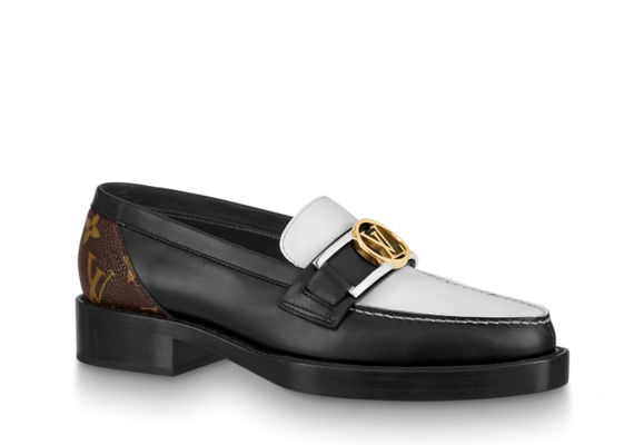 Louis Vuitton Academy Flat Loafer