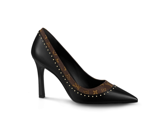 Louis Vuitton Signature Pump