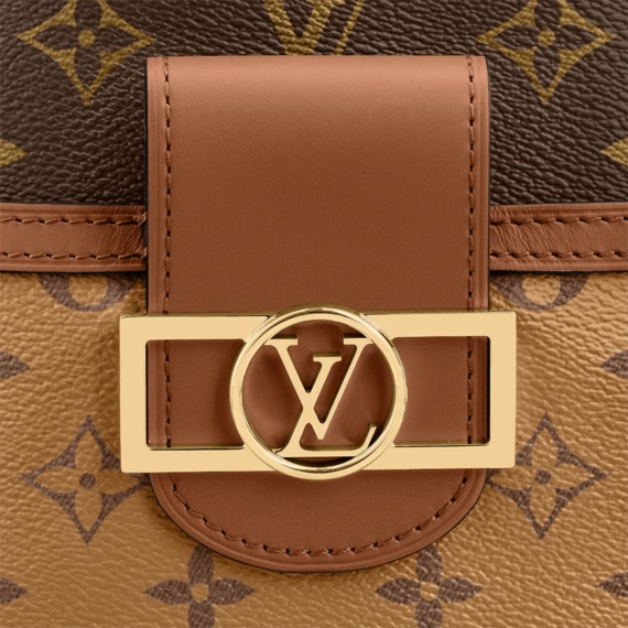 Louis Vuitton Hobo Dauphine PM