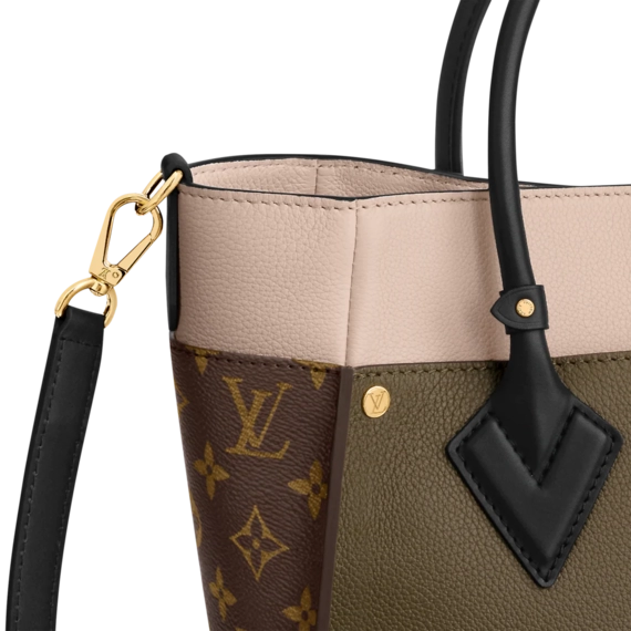 Louis Vuitton On My Side MM Laurier Green/Toffee Latte Beige