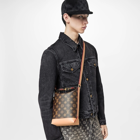 Louis Vuitton Hobo Cruiser PM