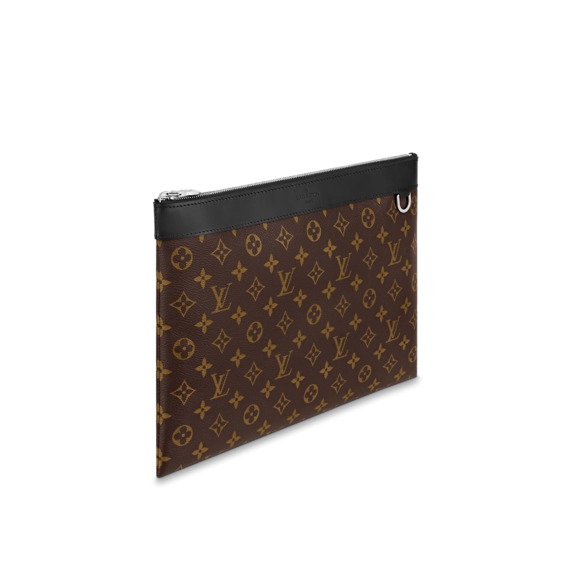 Louis Vuitton Discovery Pochette GM