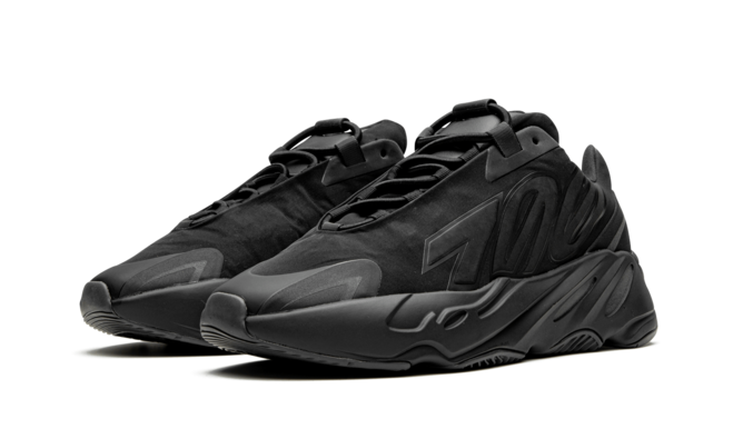 Yeezy Boost 700 MNVN - Triple Black