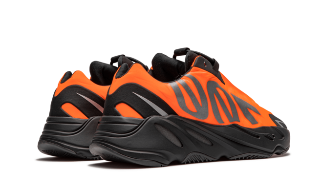 Yeezy Boost 700 MNVN - Orange