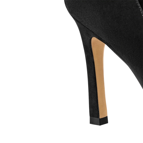 Louis Vuitton Signature Pump