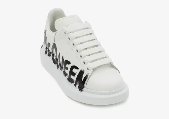 Alexander McQueen Graffiti Oversized Sneaker in White/black