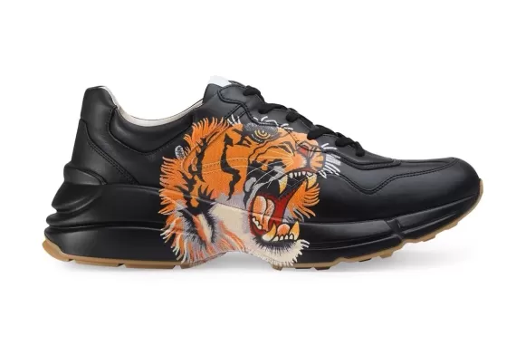 Gucci Rhyton leather sneaker with tiger - Black