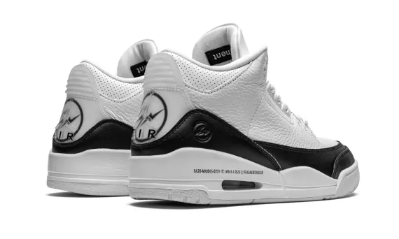 Air Jordan 3 Retro SP - Fragment