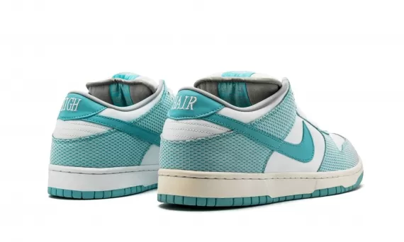 Nike Dunk Low Premium SB - High Hair