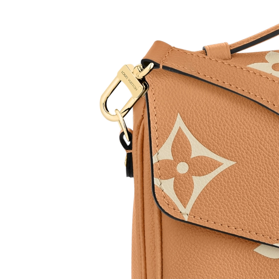 Louis Vuitton Pochette Métis