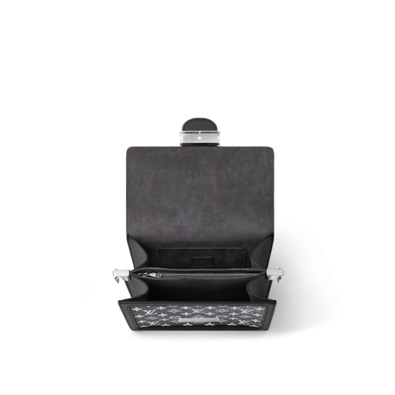 Louis Vuitton Dauphine MM