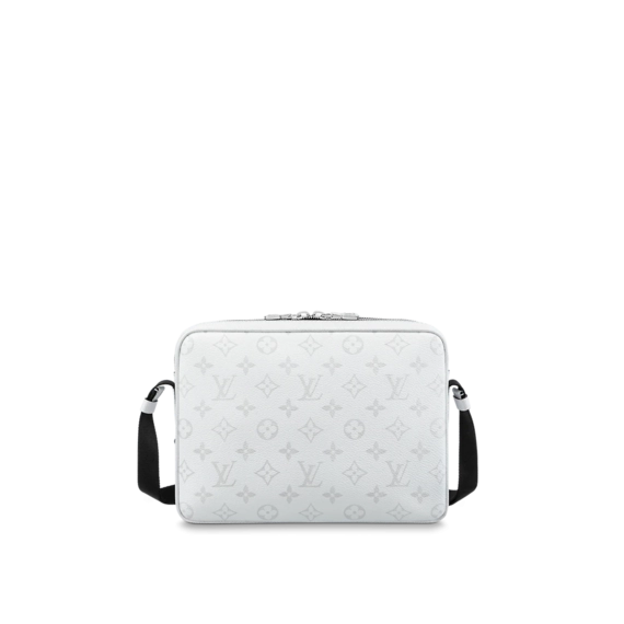 Louis Vuitton Outdoor Messenger