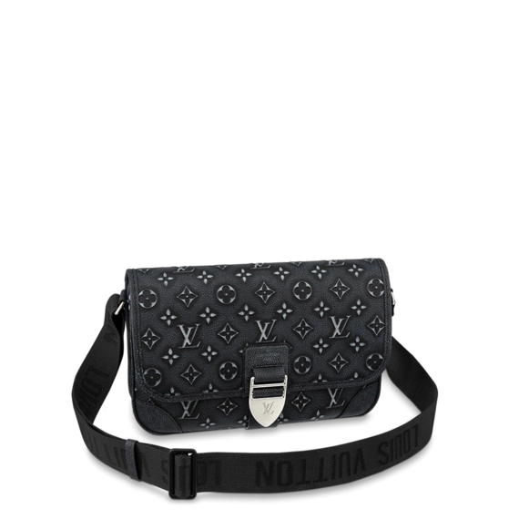 Louis Vuitton Archy Messenger MM