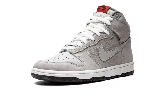 Nike Dunk High Pro SB - Pee-wee Herman