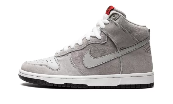 Nike Dunk High Pro SB - Pee-wee Herman