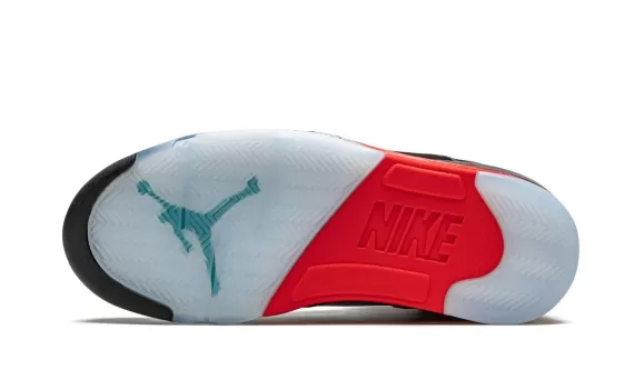 Air Jordan 5 Retro - Top 3