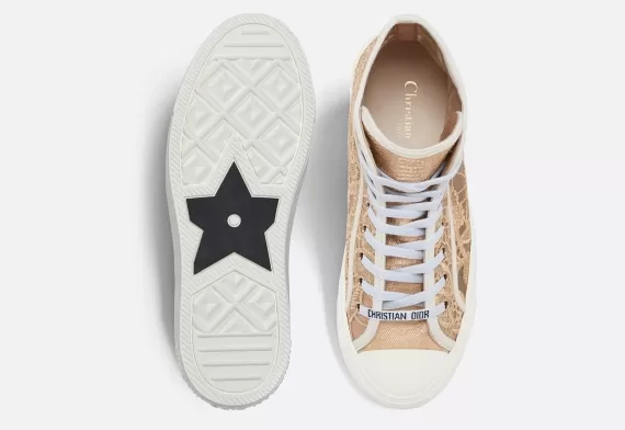 WALK'N'DIOR High-Top Sneaker - Gold-Tone D-Lace Macramé Motif