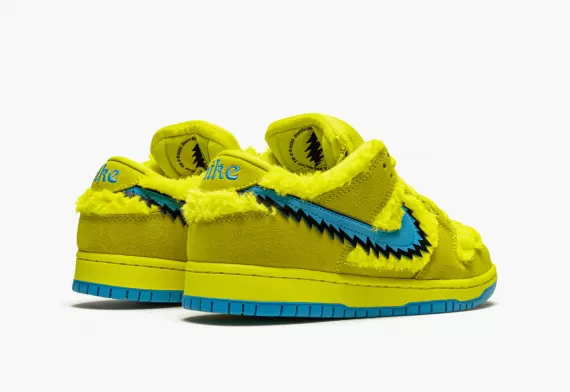 SB DUNK LOW Grateful Dead - Yellow Bear