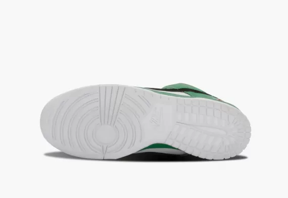 NIKE SB DUNK LOW PRO - Heineken