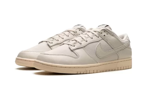 Dunk Low - Light Orewood Brown