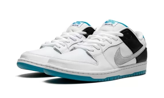 SB Dunk Low - Laser Blue