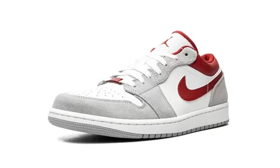 Air Jordan 1 Low SE - White / Grey / Red