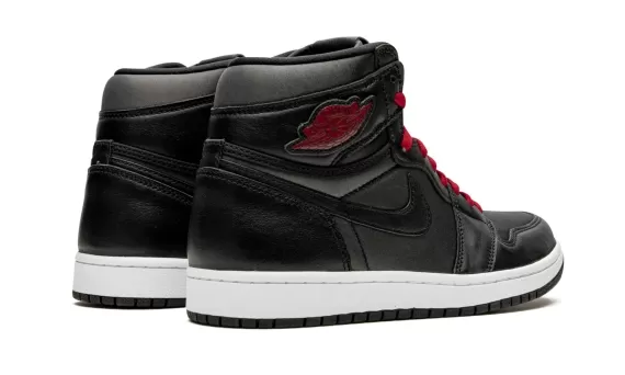 Air Jordan 1 Retro High OG - Black Satin/Gym Red