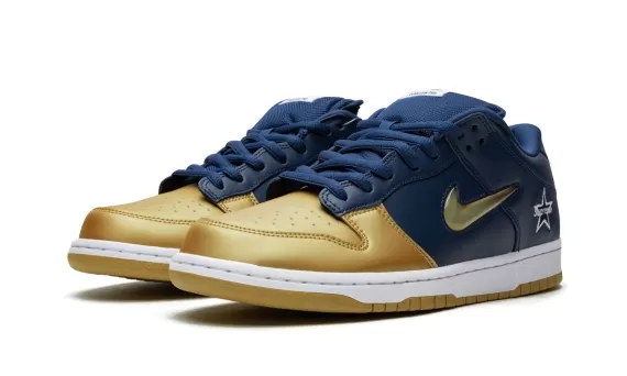 SB Dunk Low Supreme - Jewel Swoosh Gold/Navy