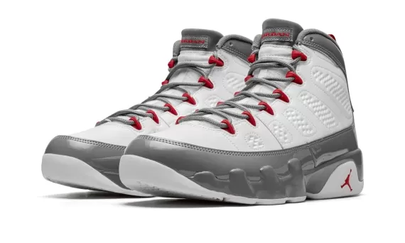 Air Jordan 9 - Fire Red