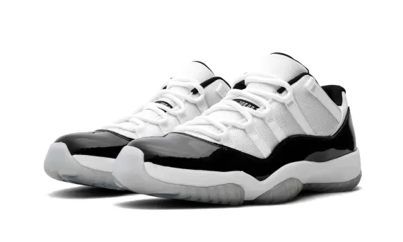 Air Jordan 11 Retro Low - Concord