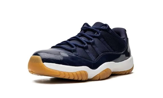 Air Jordan 11 Retro Low - Navy/Gum