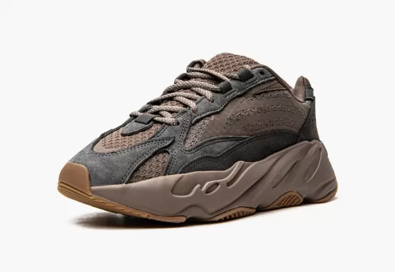 YEEZY BOOST 700 V2 - Mauve