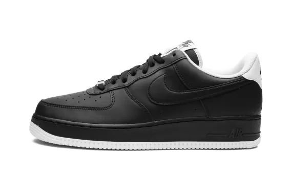 Air Force 1 ‘07 - Black / White Sole