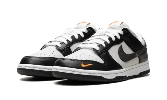 Dunk Low - Black/Total Orange