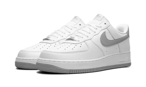 Air Force 1 Low - White/Light Smoke Grey