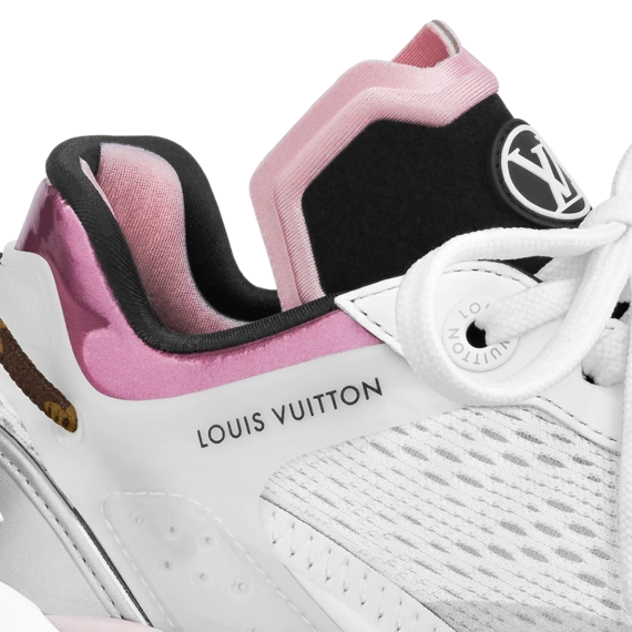 Louis Vuitton Run 55 Sneaker Rose Clair Pink